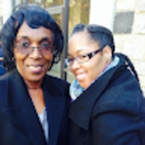 Meet your Posher, Dominique